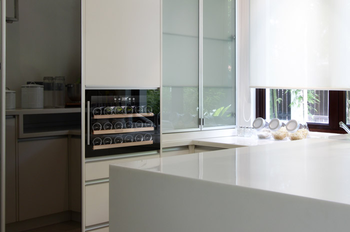 cavin-scandinavian-collection-18-black-kitchen